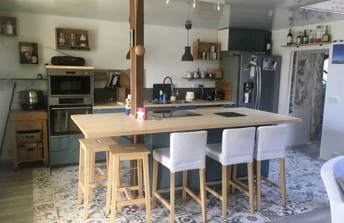 Saint-Marc-sur-Mer House | Old farm comfortable near town and beaches