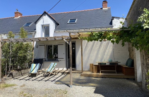 Saint-Marc-sur-Mer House | Old farm comfortable near town and beaches