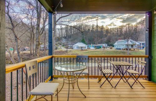 Old Fort House | Old Fort Retreat, Direct Access to Mill Creek