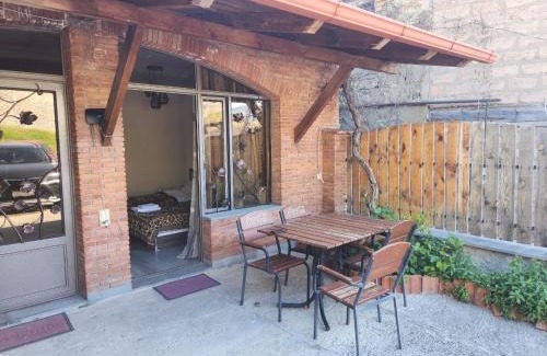 Akhaltsikhe House | Old Gate Inn