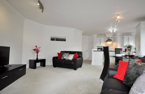 Weymouth Cottage | OLD HARBOUR VIEW, family friendly in Brewers Quay Harbour