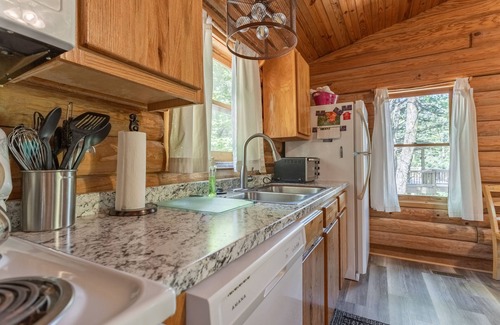 Shell Knob Cabin | Old Hickory Cabin #7 Close to Campbell's Point Marina