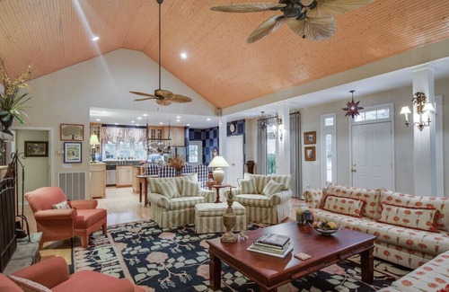 Castalian Springs House | OLD HICKORY LAKE — HOUSE ON THE WATER