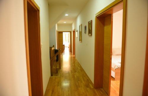 Niksic Apartment | Old House Bozovic