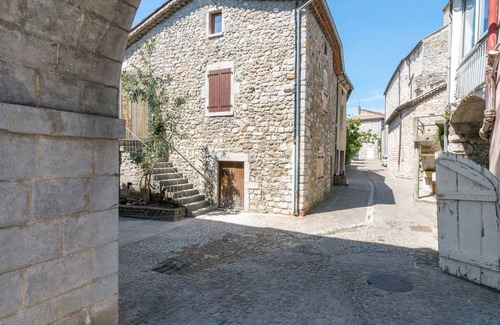 Ruoms House | Old house full of character, very well restored, in Ruoms, pedestrianized