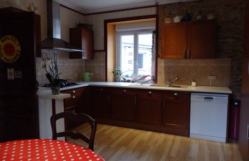 Brasparts House | Old house with private garden, possibility of hosting horses.