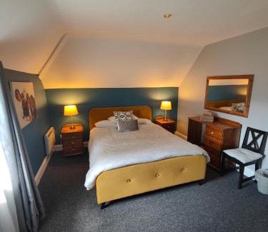 Killarney House | Old Killarney