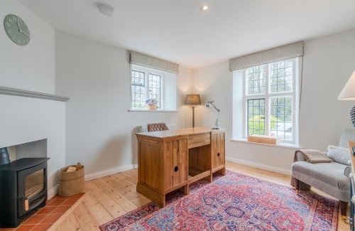 Burford House | Old Manse