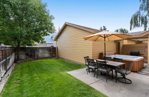 Southern Crossing House | Old Mill Proxi