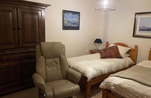 Elgin Bed & Breakfast | Old Mills Garden