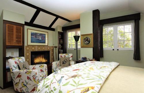 Monterey Bed & Breakfast | Old Monterey Inn
