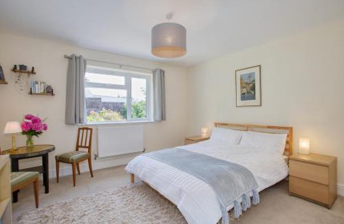West Buckland Bed & Breakfast | Old Orchard