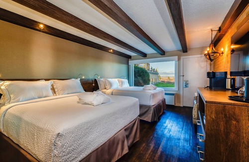 Wolfville Hotel | Old Orchard Inn