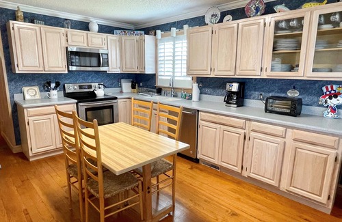 Ocracoke House | Old Pamlico Inn Site: Large waterfront home with dock, amazing views