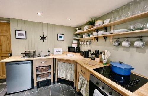 Tarbert House | Old Pier Cottage Tarbert