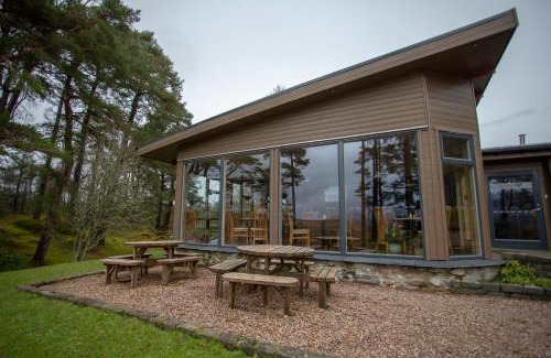 Spean Bridge Hotel | Old Pines Hotel And Restaurant