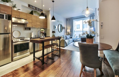 International District Condo | Old Port Gem + WIFI + Private Terrace