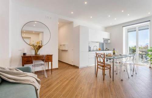 Corso dei Mille - Sant'Erasmo Apartment | Old Port Luxury Apartments
