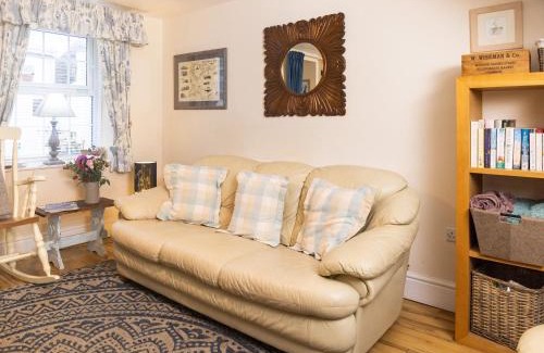 Amlwch House | Old Post Office