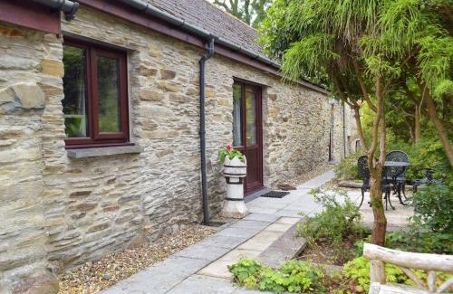 Dinas Cross House | Old Rectory Cottage - Dinas Country Club