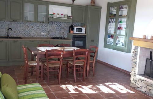 Sassari House | Old renovated farmhouse 300 meters from the sea