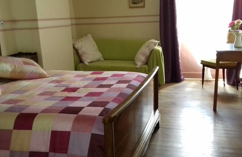 Landos Other | Old renovated typical farm