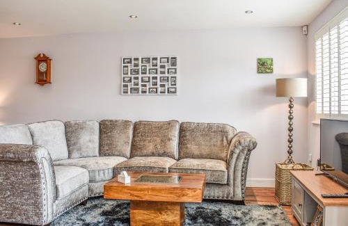 Shanklin House | Old School Mews