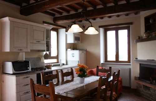 Pieve di Chio Villa | Old stone farmhouse placed in a secluded, panoramic and quiet location, perfect for nature lovers. P