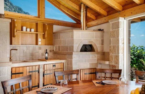Jesenice Villa | Old stone Villa Saint Anthonyn