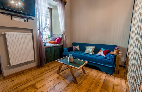Sololaki Apartment | Old Tbilisi apartment
