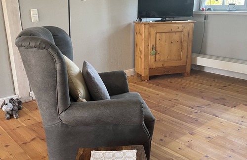 Bad Kleinen Other | Old thatched coach house for up to 5 people.