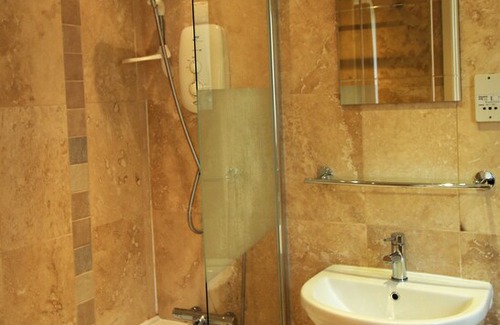 St. Florence House | Old Toms Cottage - YOUR PLACE FOR CREATING A MEMORABLE FAMILY HOLIDAY!