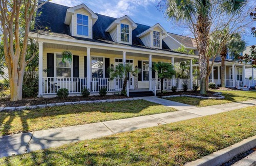 Old Town Bluffton House | Old Town Bluffton Oasis