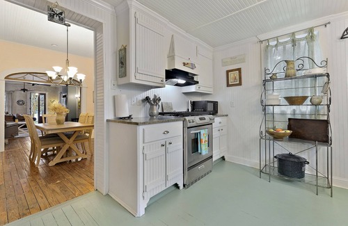 Old Town House | Old Town Charm ~ Step Back In Time ~ Walk To The Beach
