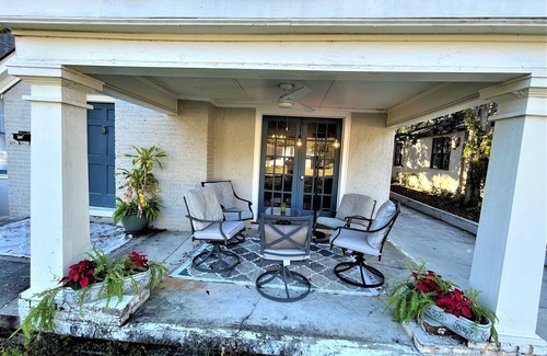 Hattiesburg House | Old Town Charmer Large all new renovation, walk to USM, Zoo and new Water Park!