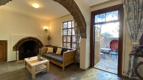 Kaleici House | Old town Cozy Villa in the heart of Antalya