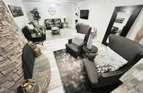 Monte Vivienda Apartment | (Old Town) Downtown Scottsdale Oasis