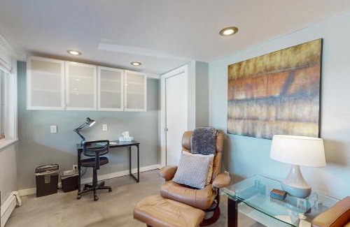 North End Hotel | Old Town Escape - C