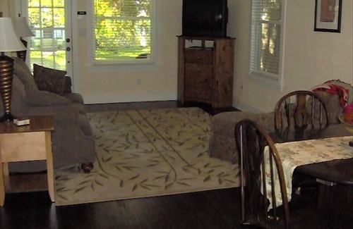 Downtown Historic District House | Old town historic home
