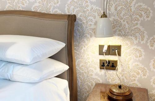 Margate Old Town Hotel | Old Town House by Ezestays