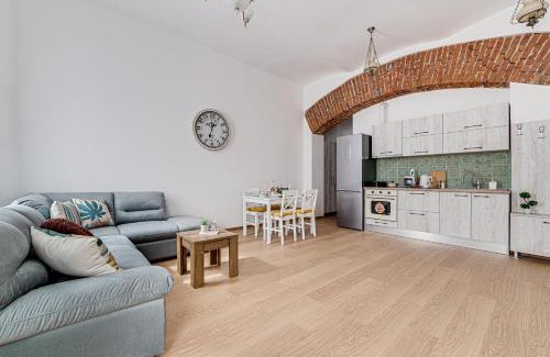 Arad Apartment | Old Town Luxurious Apartment