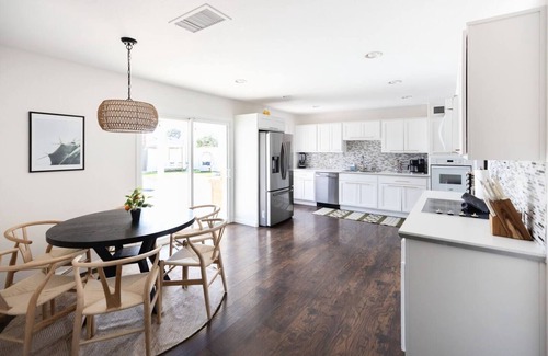 Cox Heights House | Old Town | Luxury | New Heated Pool | Oasis | Golf
