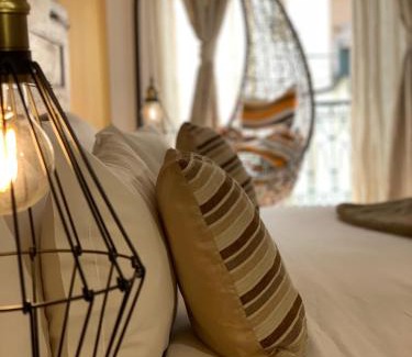 Misericordia House | Old Town Lx Suites