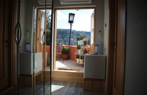 Tbilisi City Centre Apartment | Old town panoramic apartment