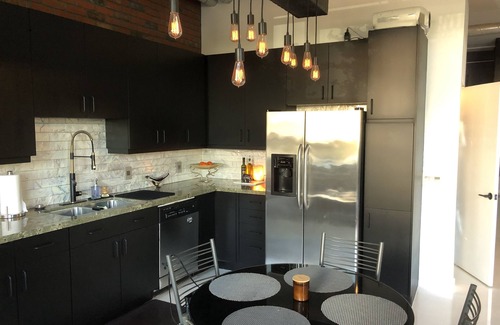 Brown and Stetson Business Condo | Old Town Scottsdale NY-Style Upscale Smarthome Loft