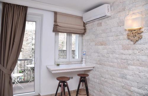 Old Town Apartment | Old Town Skyline apartment 3