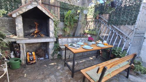 Split Apartment | Old Town Sole