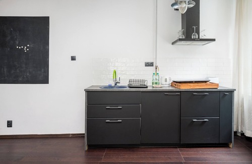 Old Town Apartment | Old Town Square Black & White Studio