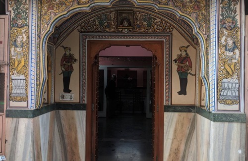Pink City House | Old Traditional heritage house with Royal feel located in main pink city