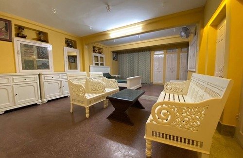 Pink City House | Old Traditional heritage house with Royal feel located in main pink city